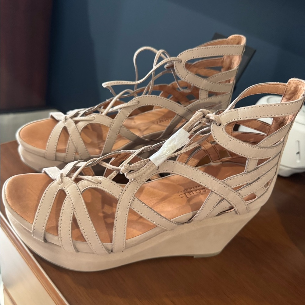 Kenneth Cole Gentle Souls Beige Strappy Wedge Sandals